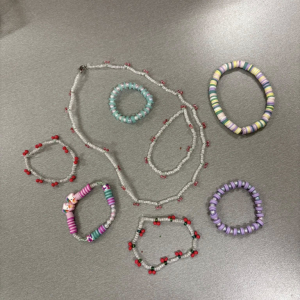 Září-říjen 2025 - Korálkománie